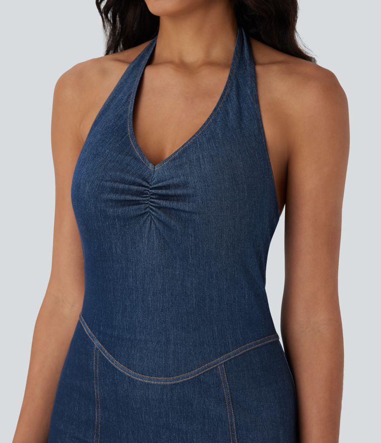Robe de tennis active Halara Flex™ mini moulante en denim stretch lavé, 2 pièces, col licou, dos nu, toucher frais et poches latérales