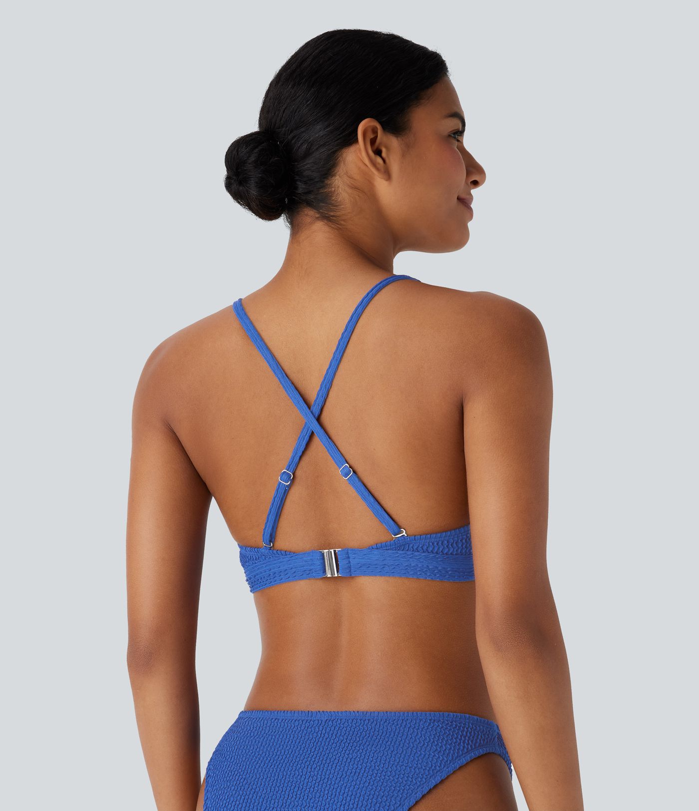 Haut de maillot de bain bikini dos nu à bretelles croisées réglables