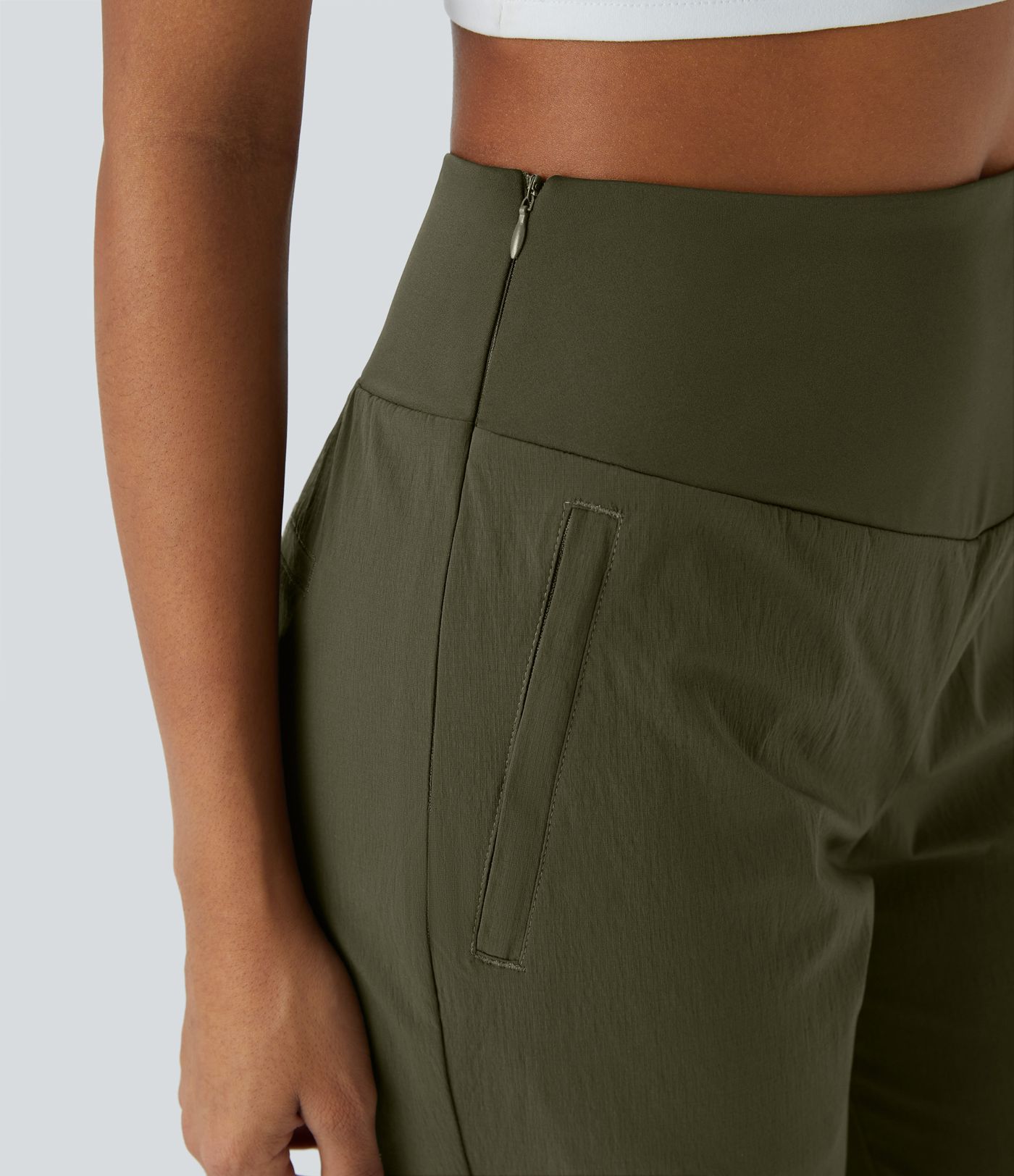 Wasserabweisende Ripstop-Campinghose mit hohem Bund und Seitentaschen mit unsichtbarem Reißverschluss