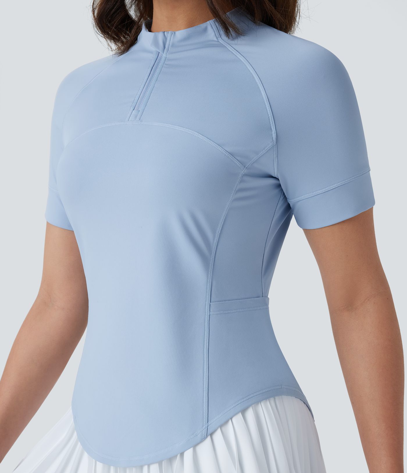 Golf-Sport-Top mit Seitentaschen, Stehkragen, Reißverschluss und abgerundetem Saum