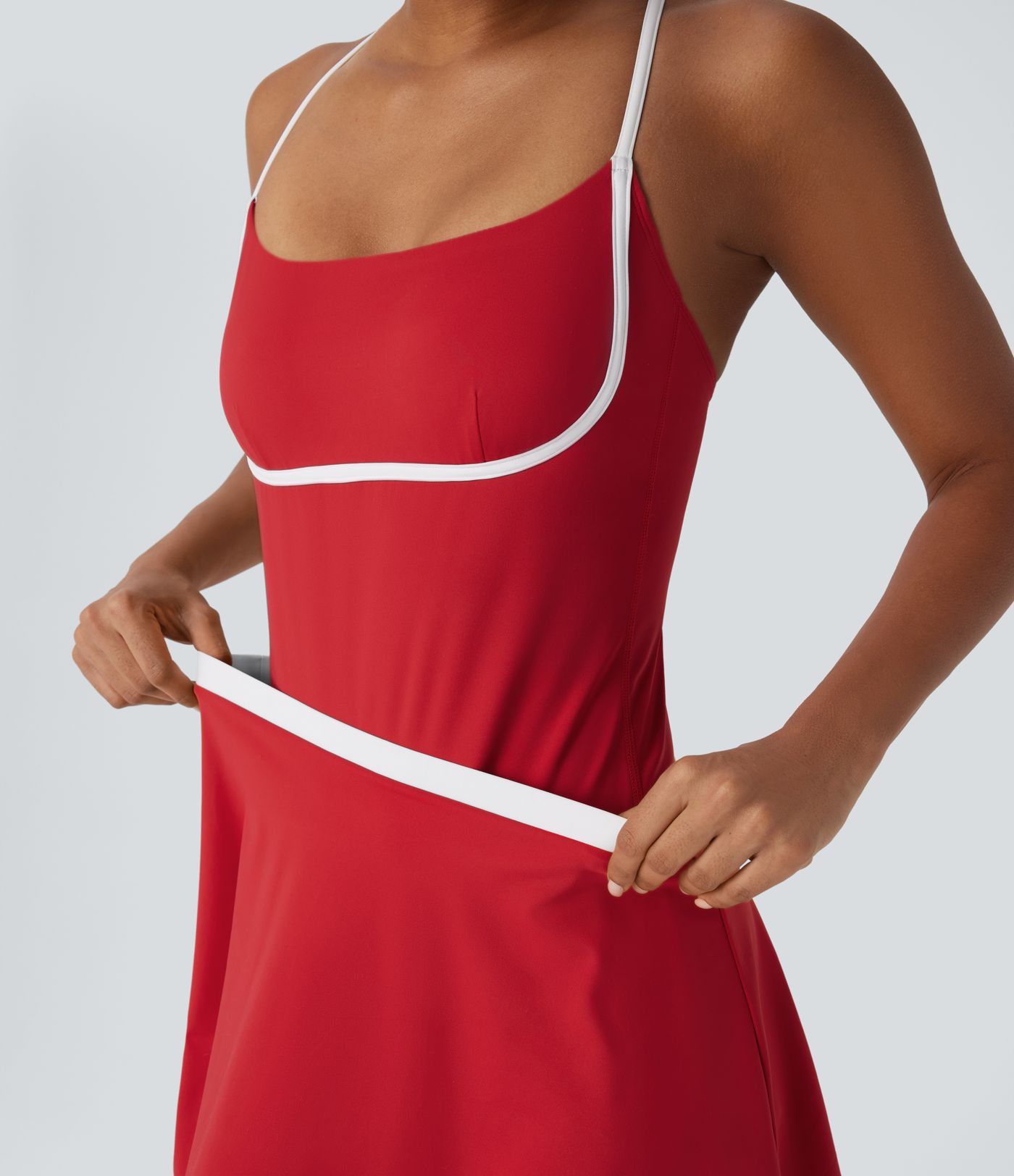 Softlyzero™ Airy Backless Adjustable Strap Colour Block Side Pocket 2 Piece Set  Yoga Bodysuit & Skirt