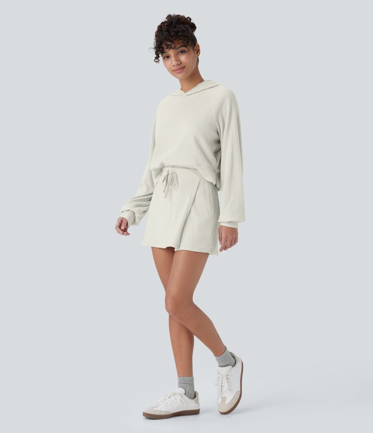 Mini-jupe décontractée 2-en-1 en maille côtelée, taille moyenne, cordon de serrage, fente et poche arrière