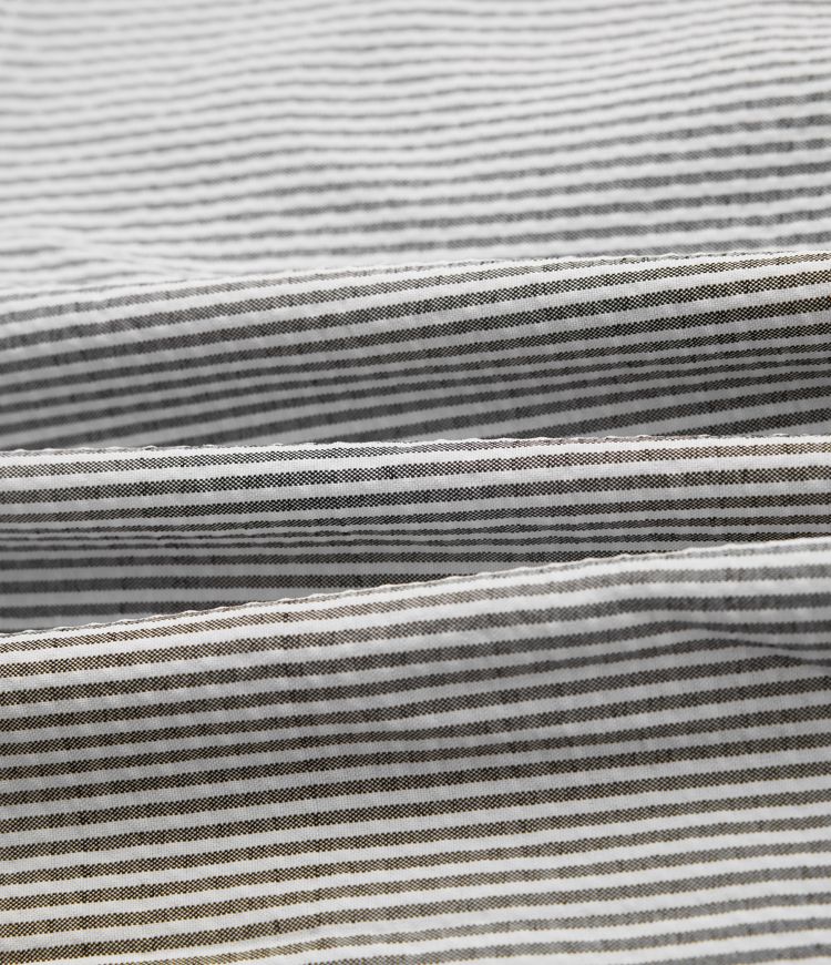 Vestido mini de playa a rayas con espalda descubierta y bolsillos