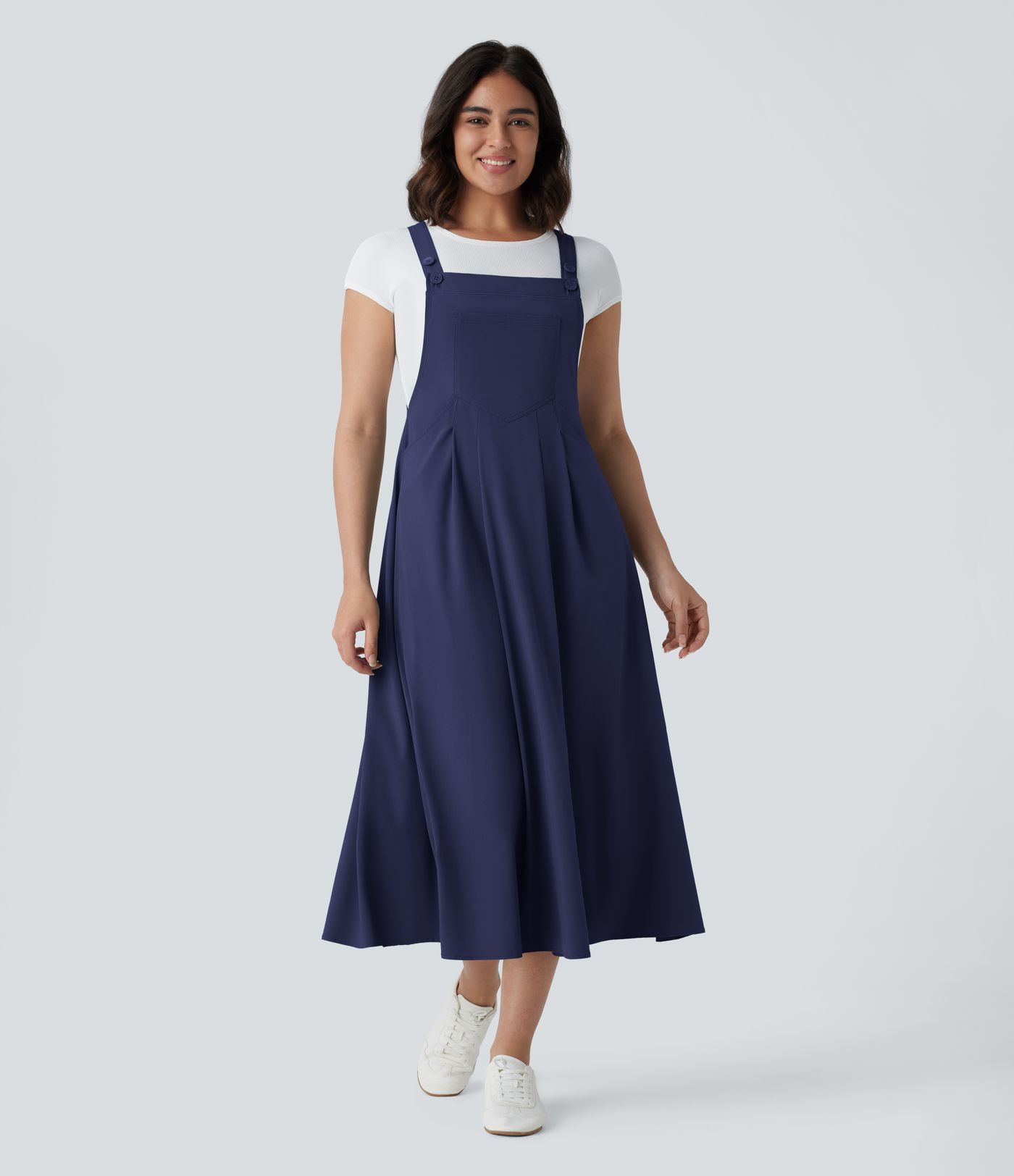 Breezeful™ Fließendes Midi-Freizeitkleid mit mehreren Taschen, verstellbaren Riemen und Knöpfen - schnelltrocknend Breezeful™ Fließendes Midi-Freizeitkleid mit mehreren Taschen, verstellbaren Riemen und Knöpfen - schnelltrocknend