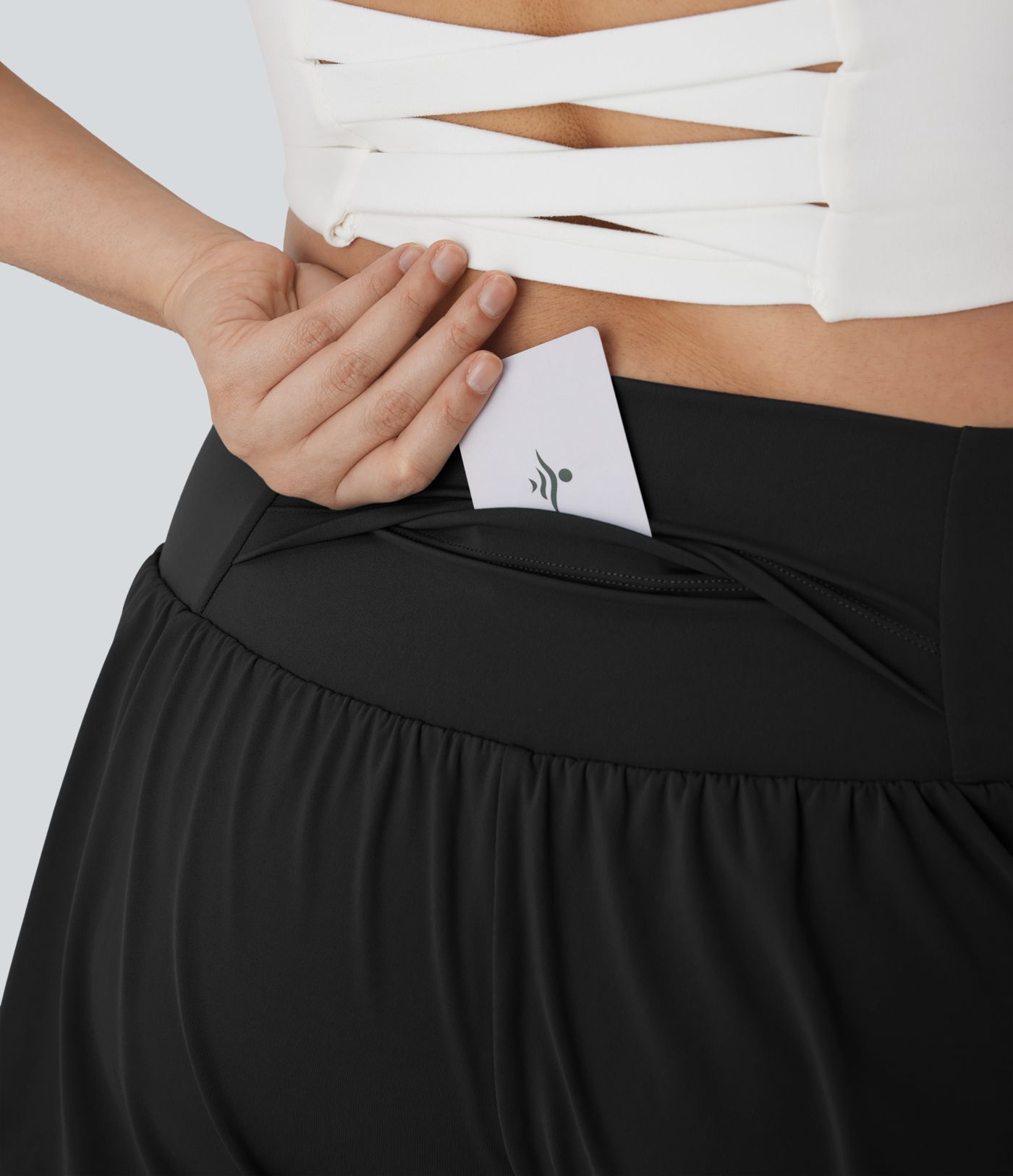 Super High Waisted Contrast Mesh 2-in-1 Yoga Plus Size Shorts with Pockets