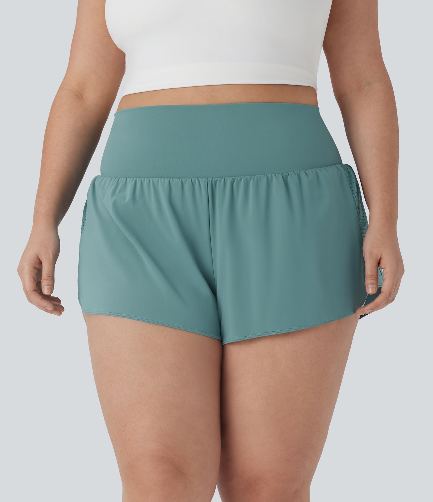  Plus-Size 2-in-1-Yoga-Shorts mit superhoher Taille und kontrastierendem Netzstoff und Taschen