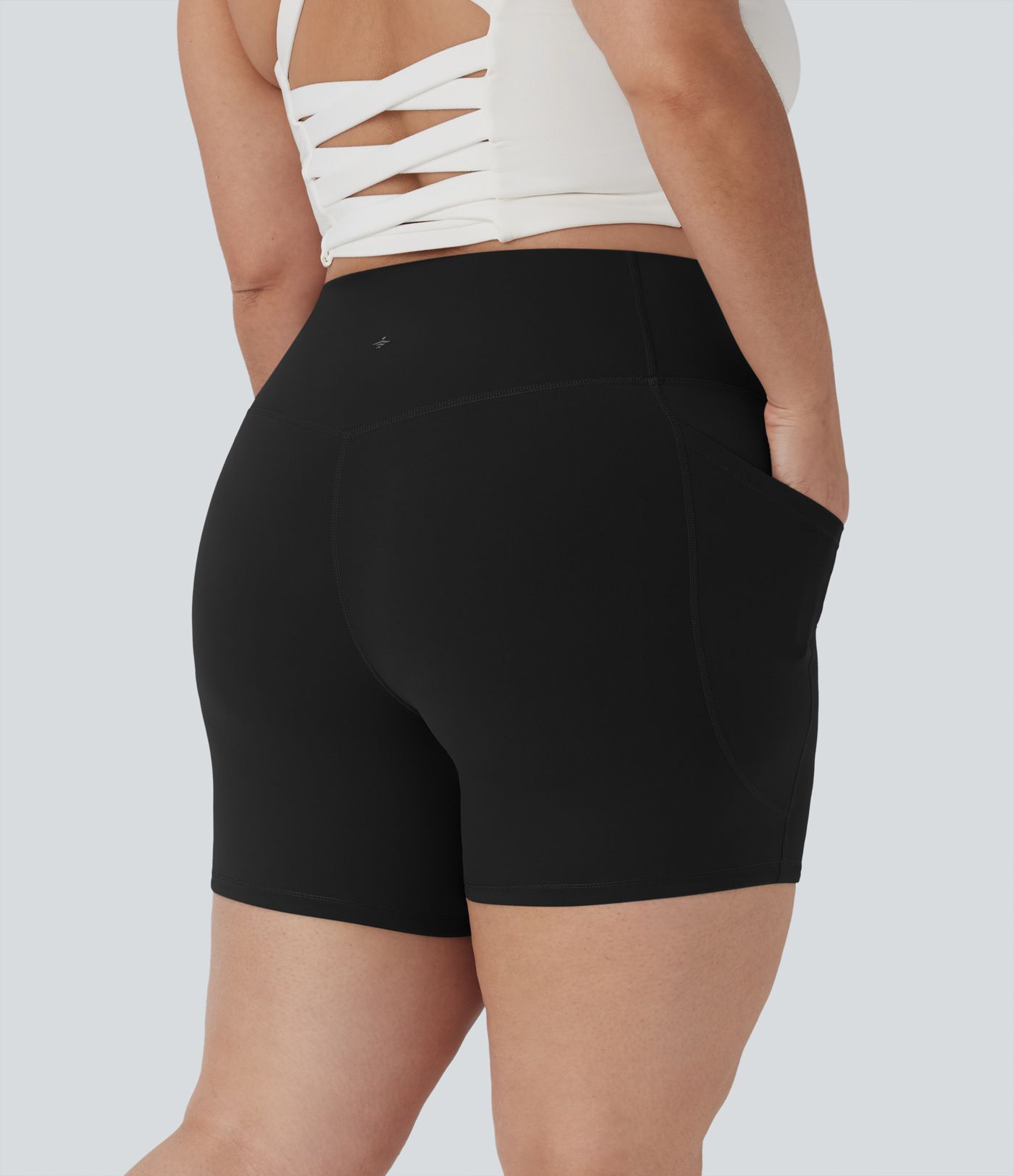 Short cycliste 12,5 cm d'entraînement gainant taille haute grande taille avec poches Halara UltraSculpt™ Short cycliste 12,5 cm d'entraînement gainant taille haute grande taille avec poches Halara UltraSculpt™
