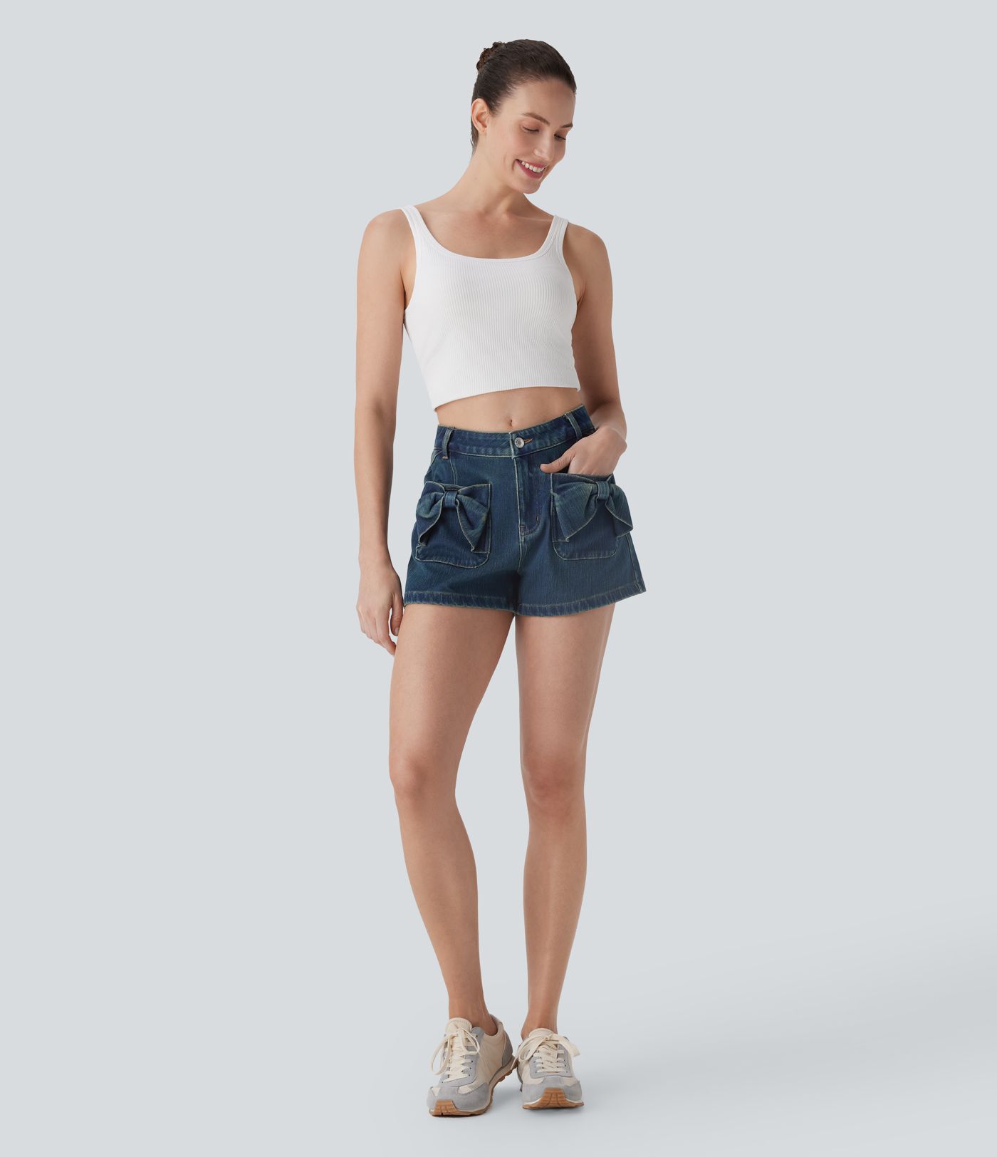 Pantalones cortos casuales de mezclilla lavada con cremallera Halara Flex™ de tiro medio 3'' con bolsillo lateral delantero con lazo