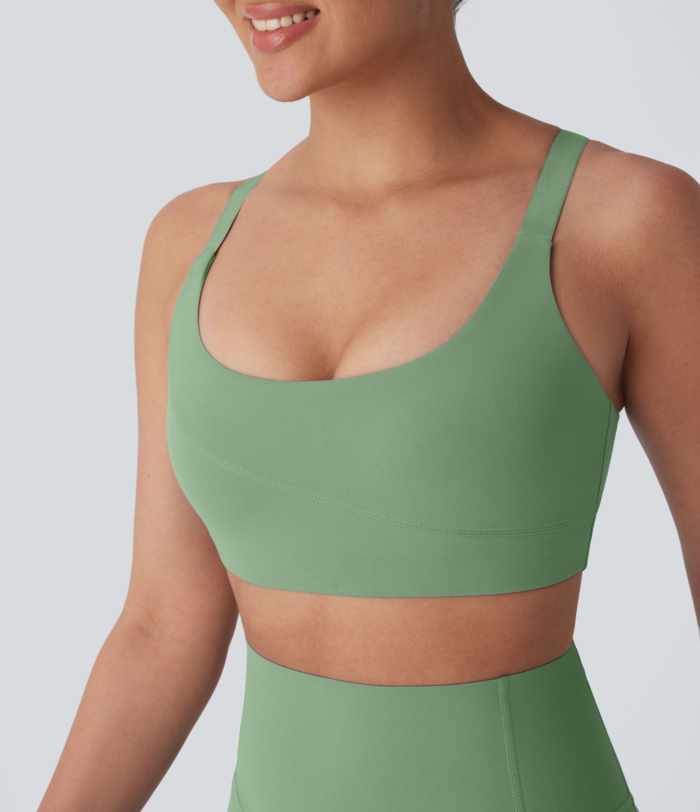 Halara UltraSculpt™ Soutien-gorge de sport à col en U à support moyen