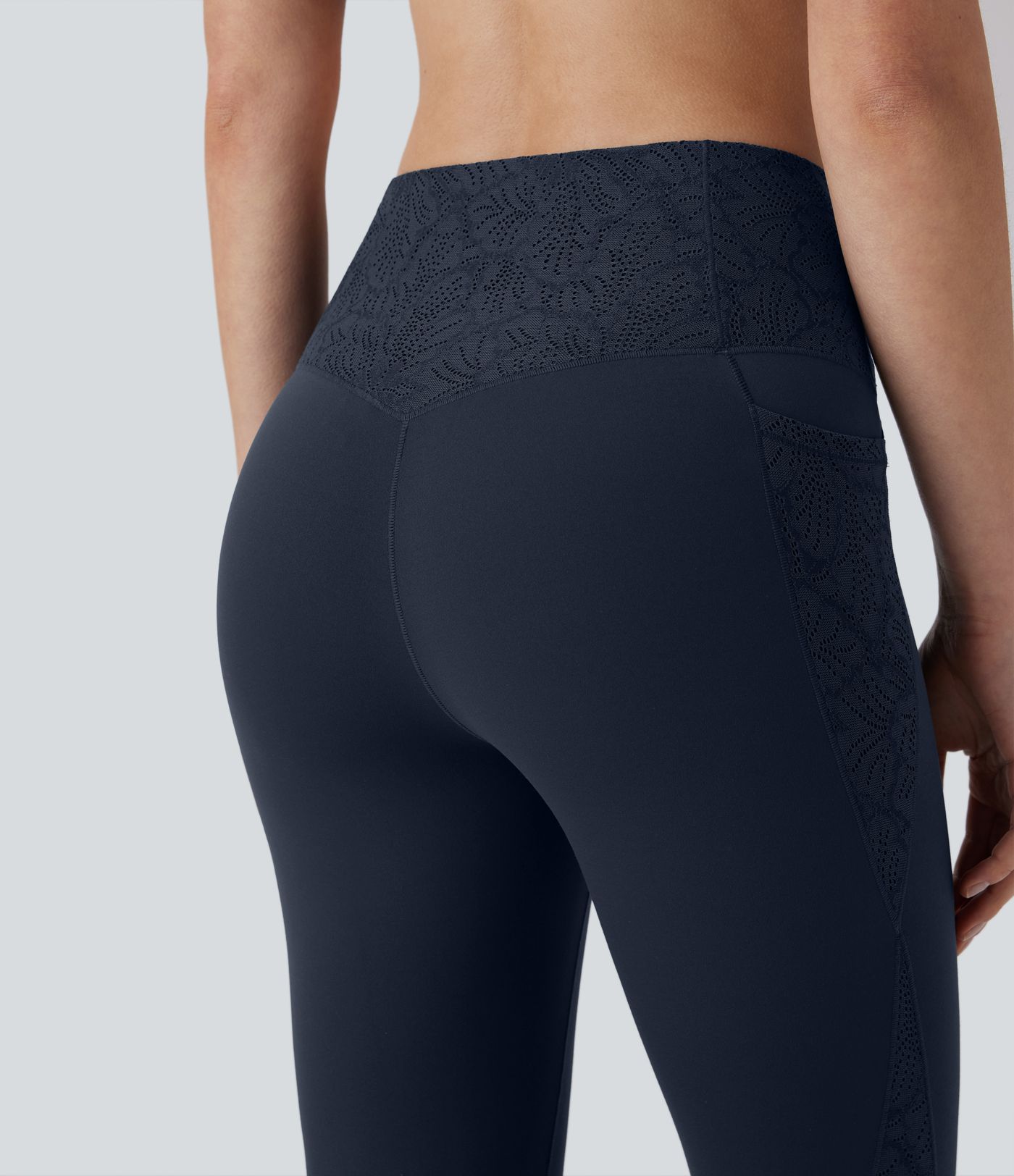 Short cycliste 17,5 cm d'entraînement gainant galbant taille haute avec poches Halara UltraSculpt™