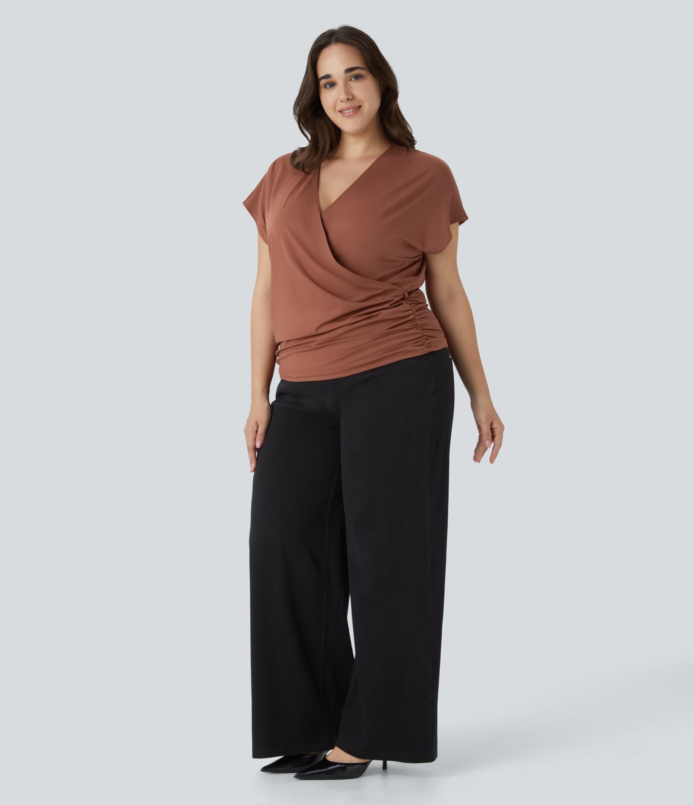 V-Ausschnitt Kurzarm Wickel Gerafftes Einfarbiges Arbeitsbluse in Übergröße