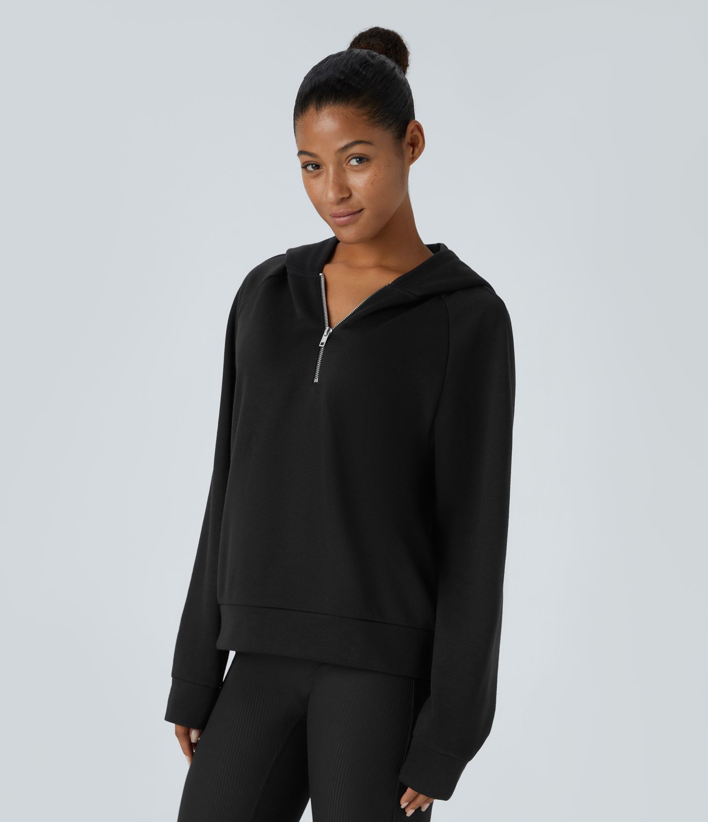 Sweat-shirt décontracté à capuche en polaire avec demi-zip et manches longues