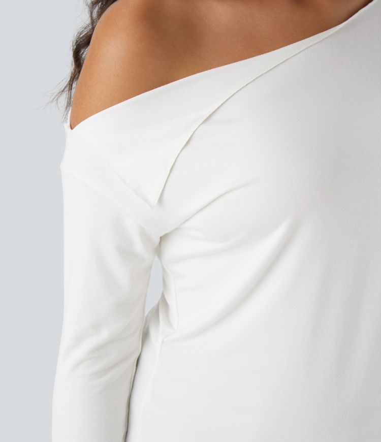 Haut décontracté à épaules dénudées et manches longues
