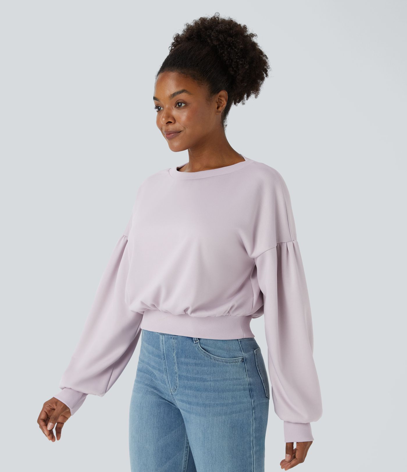 Sudadera holgada cuello redondo hombro caído manga obispo plisada