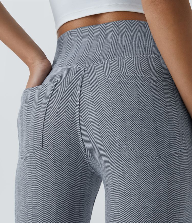 7/8-Crossover-Leggings mit hohem Bund, Gesäßtaschen und Fischgrätenmuster