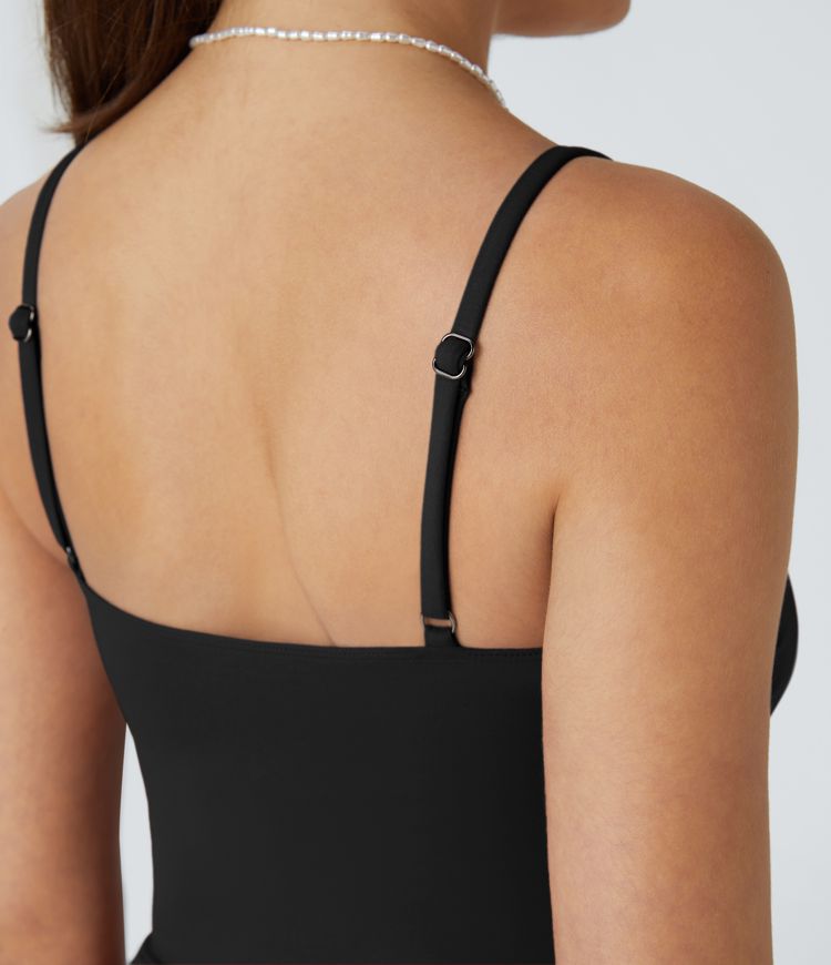 Jumpsuit Dos Nu avec Bretelle Ajustable Torsadée pour Demoiselle d'honneur et Invitée au Mariage