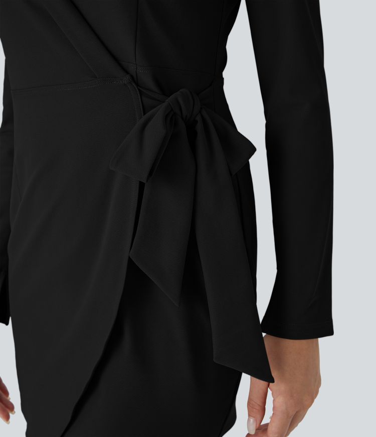 Mini-Twill-Arbeitskleid mit langen Ärmeln, Wickeldesign, abgerundetem Saum und Schlitz