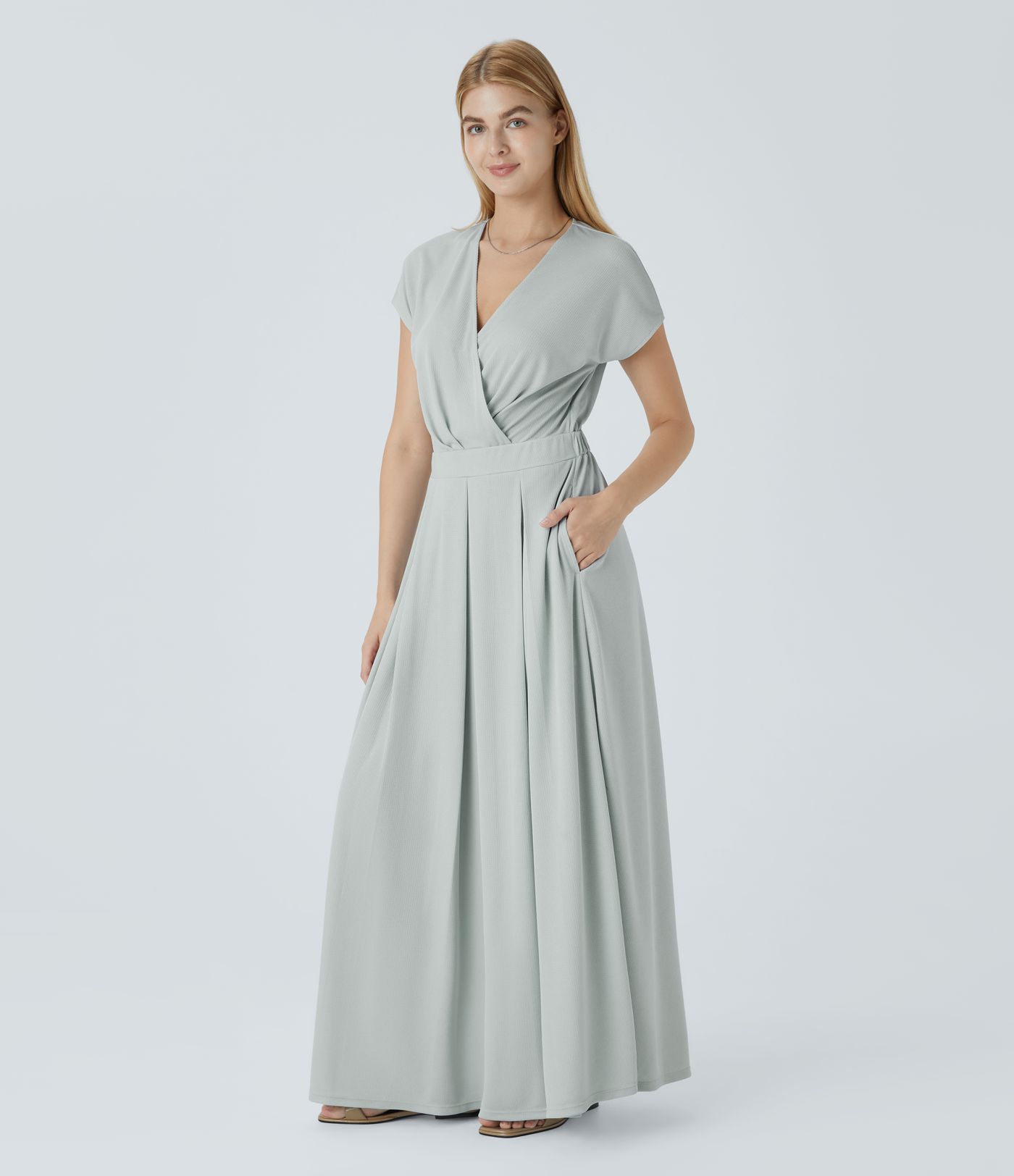 Vestido maxi cuello V manga corta bolsillo lateral plisado gofre fluido