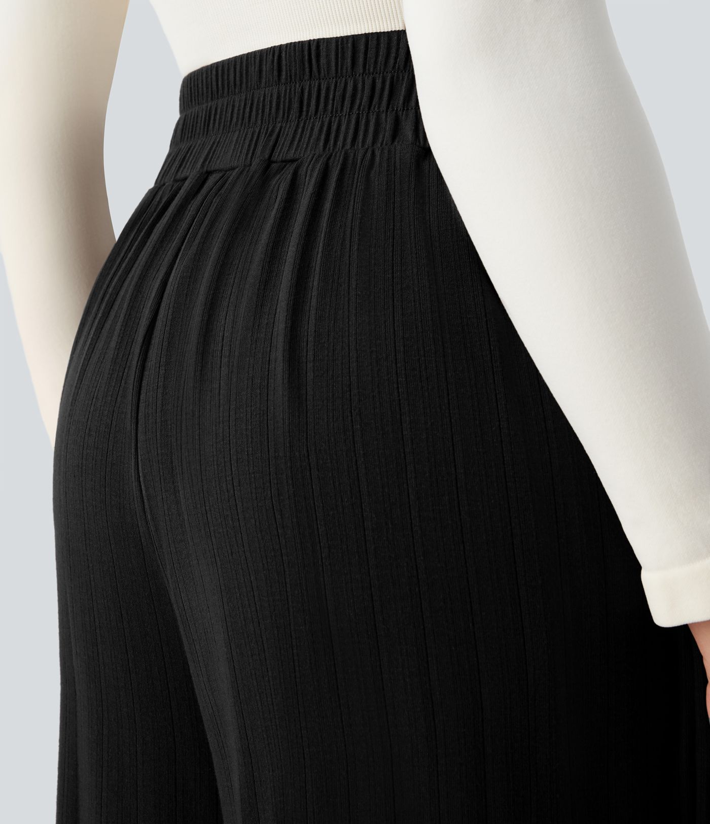 Pantalon décontracté ample à taille haute, plissé et à poches latérales