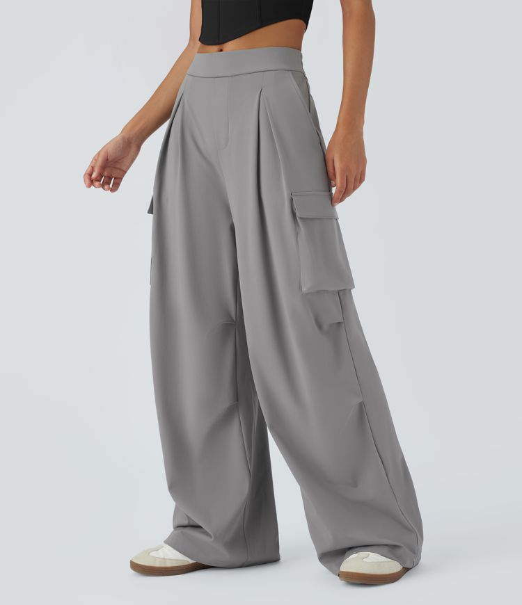 Pantalón cargo pierna ancha múltiple bolsillo plisado tiro alto