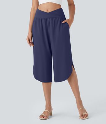 Breezeful™ Capri-Resorthose mit hoher Taille, gekreuzten Seitentaschen und geteiltem Schnitt, schnelltrocknend