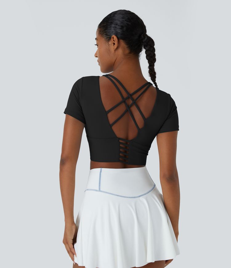 Round Neck Short Sleeve Cropped Sports Top
