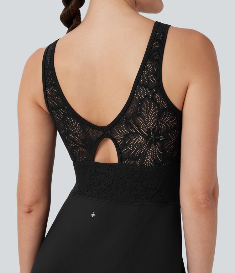 Robe de tennis active Softlyzero™ Airy avec dos nu, dentelle contrastée et fente 2-en-1 Cool Touch avec poche-UPF50+