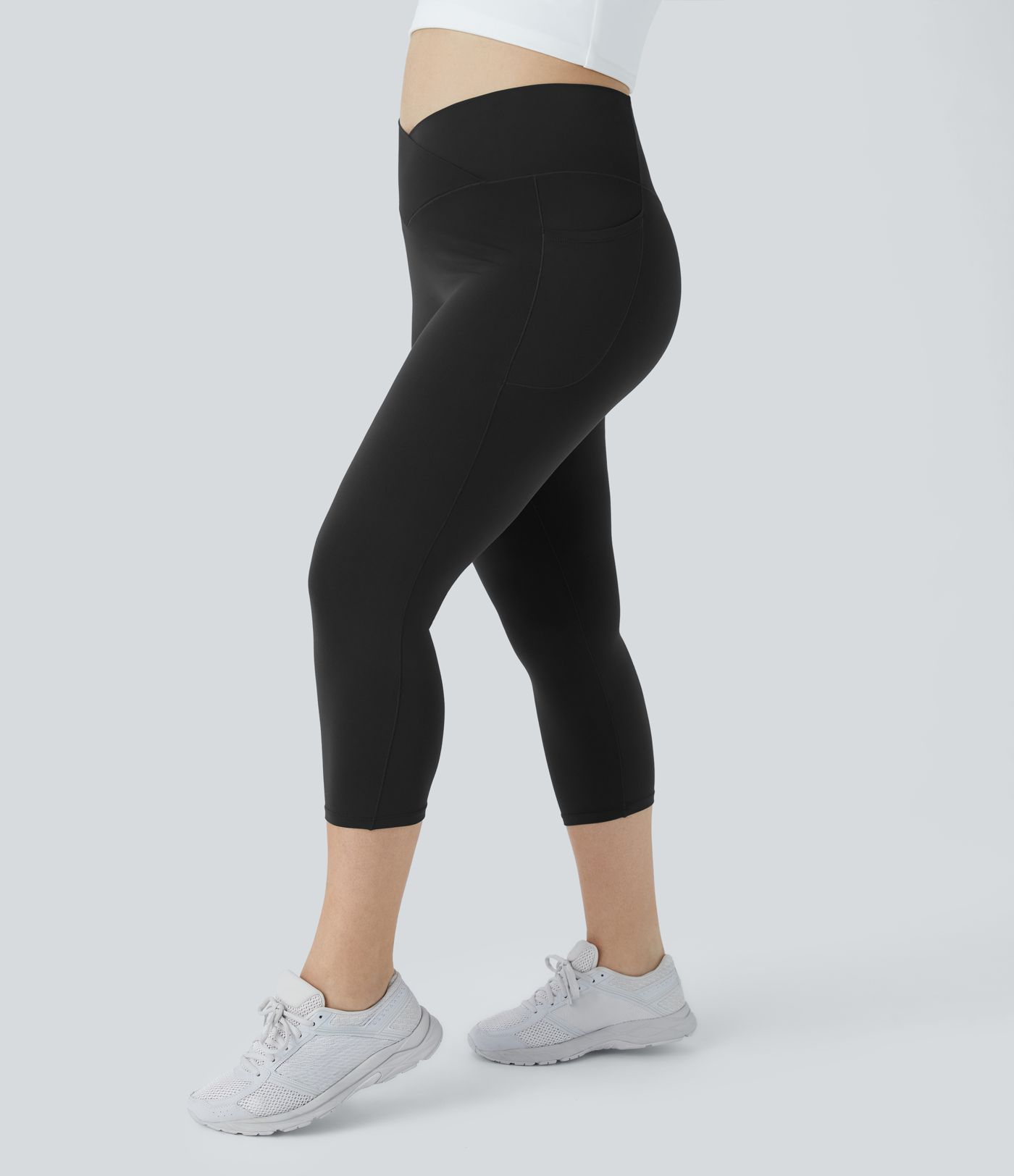 Leggings Capri Softlyzero™ Yoga talla grande bolsillo cruzado tiro alto UPF50+