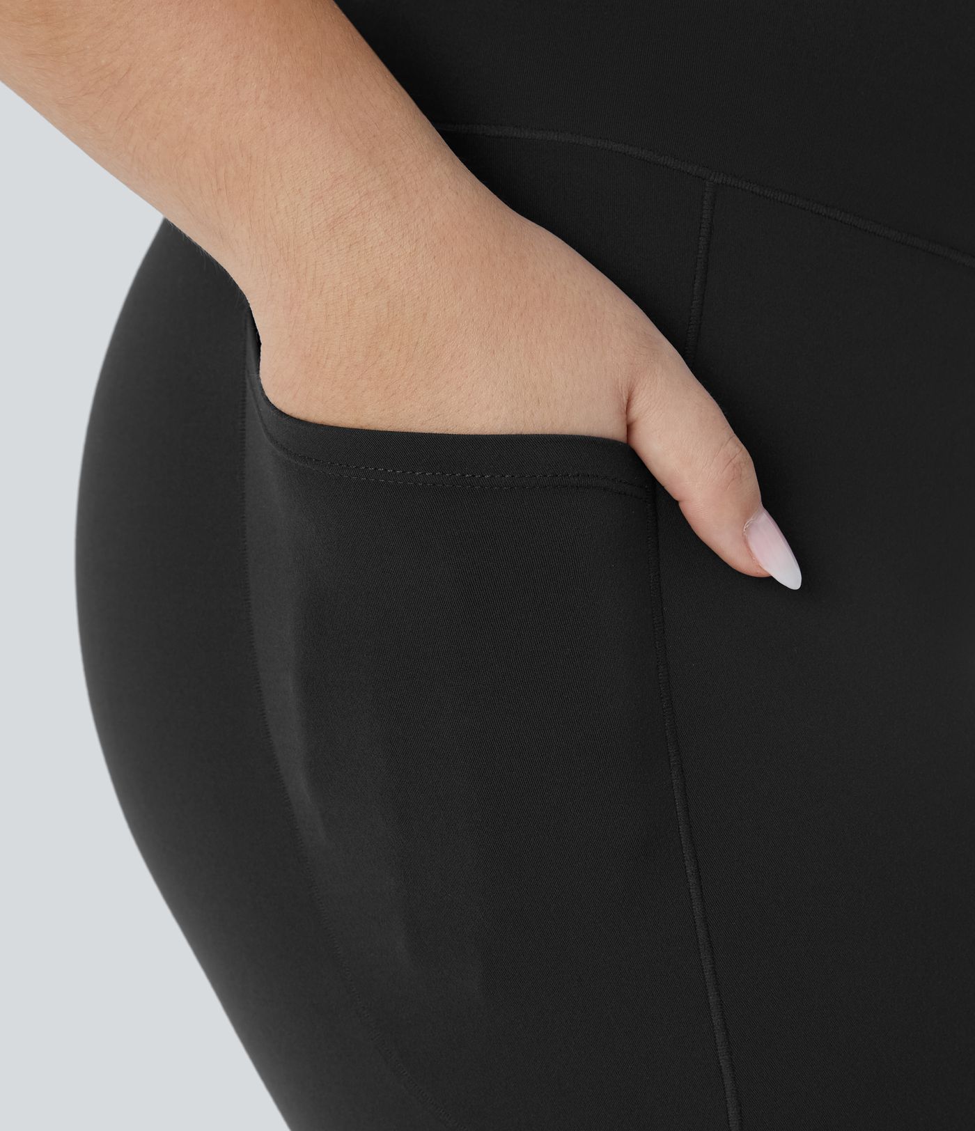 Leggings Capri Softlyzero™ Yoga talla grande bolsillo cruzado tiro alto UPF50+