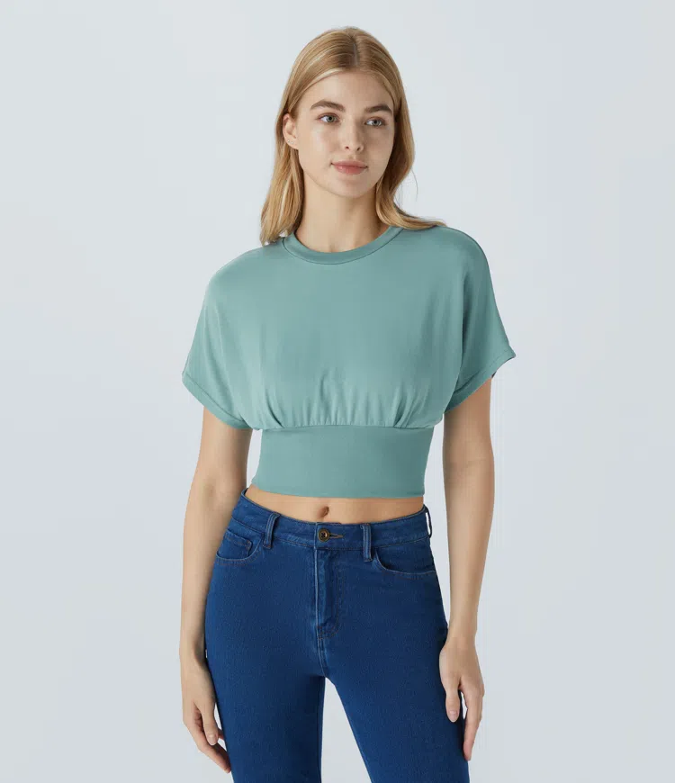Round neck batwing sleeve crop casual top