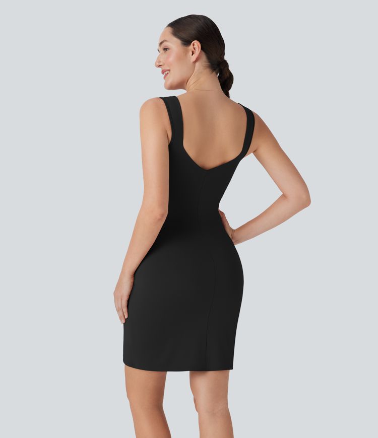 Robe décontractée mini moulante avec dos nu