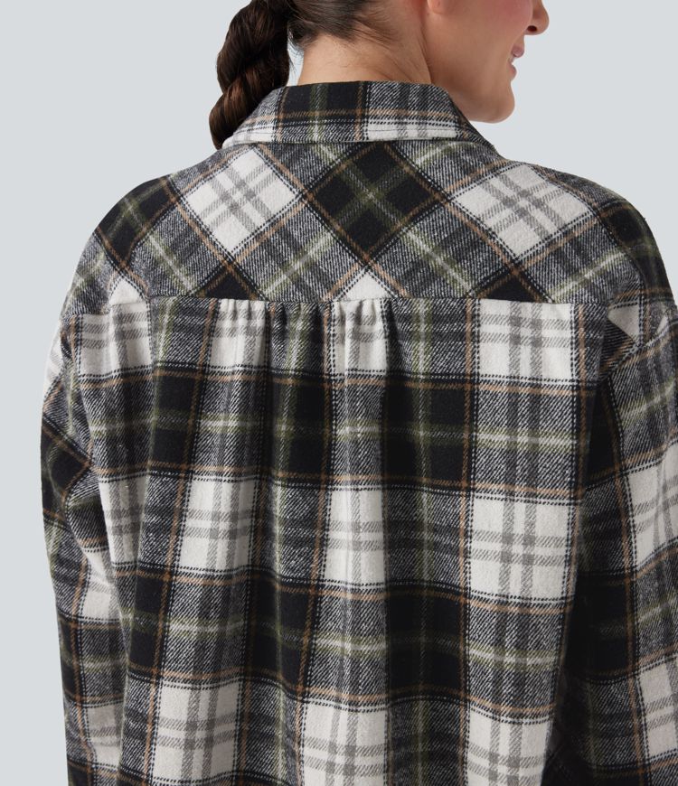 Chemise-veste décontractée à motif écossais avec ourlet arrondi et poches à rabat