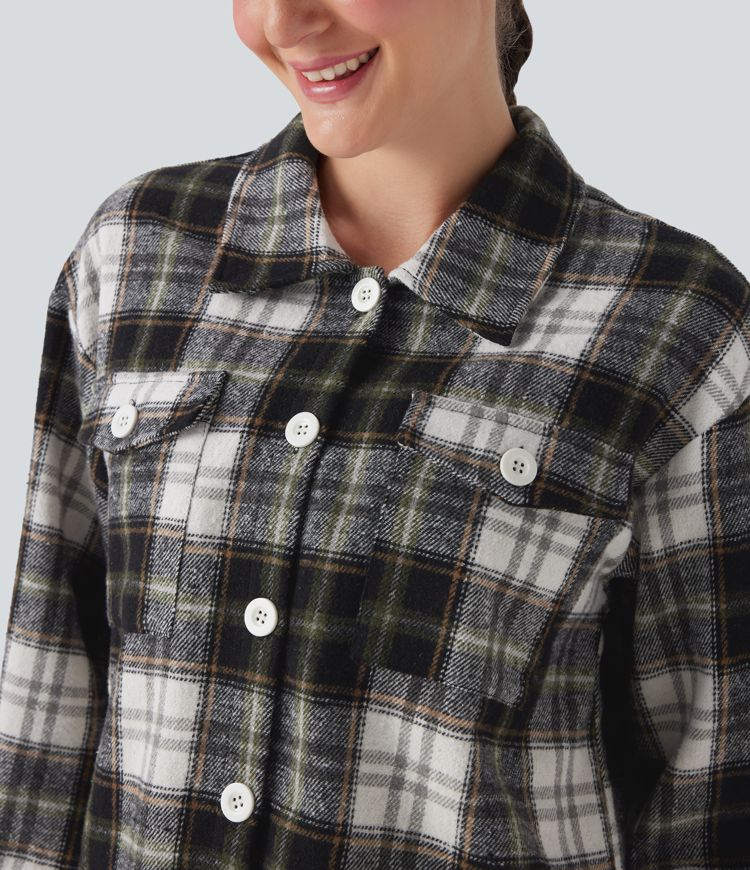 Chemise-veste décontractée à motif écossais avec ourlet arrondi et poches à rabat