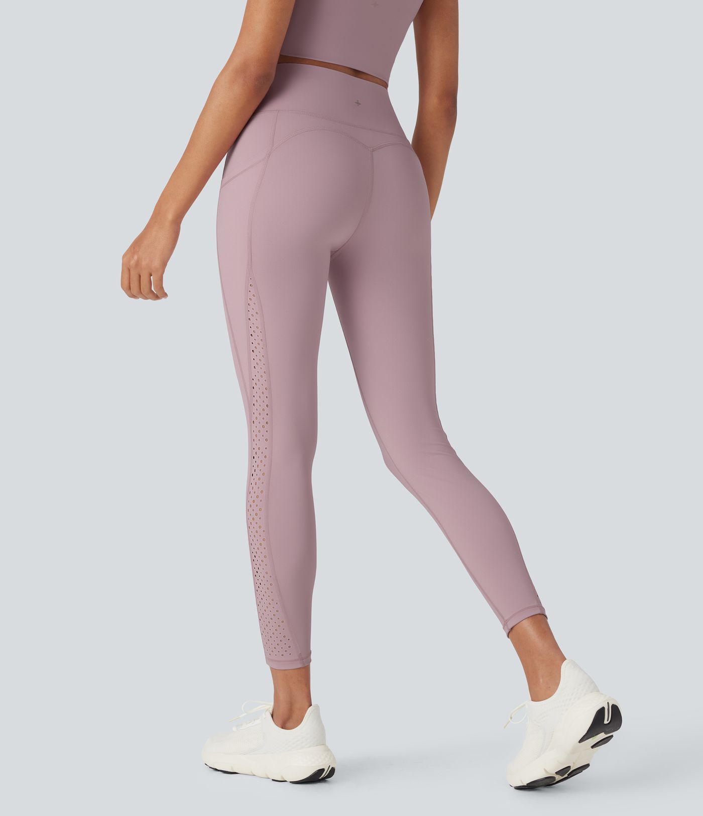 Halara UltraSculpt™ - Perforierte Yoga-Leggings mit hohem Bund, Seitentaschen, Bauchkontrolle und Cool-Touch - schnelltrocknend, UPF50+