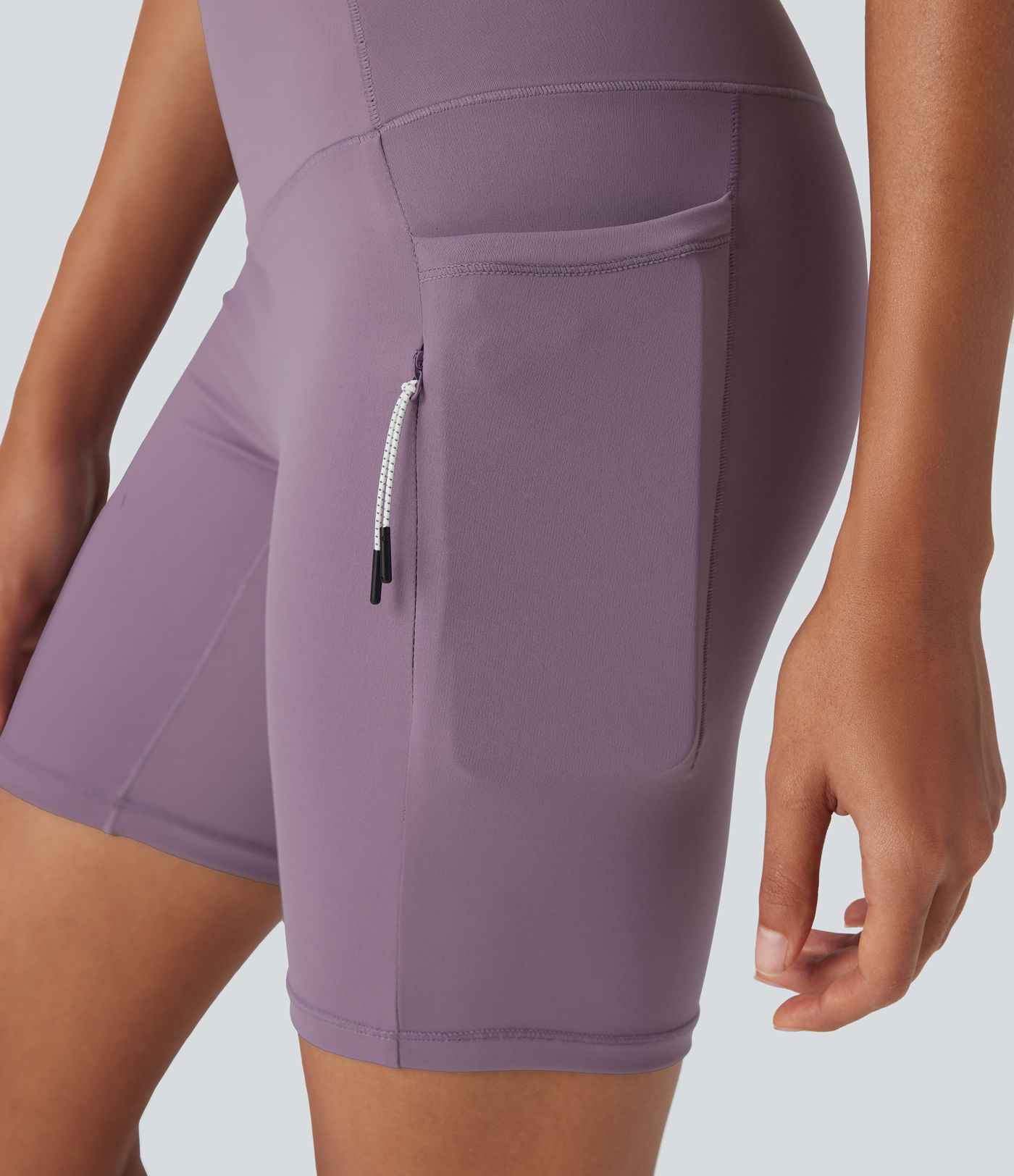 Halara UltraSculpt™ - Wander-Shorts mit hohem Bund, Seitentaschen, Bauchkontrolle und Cool-Touch - schnelltrocknend, UPF50+, 17,8 cm