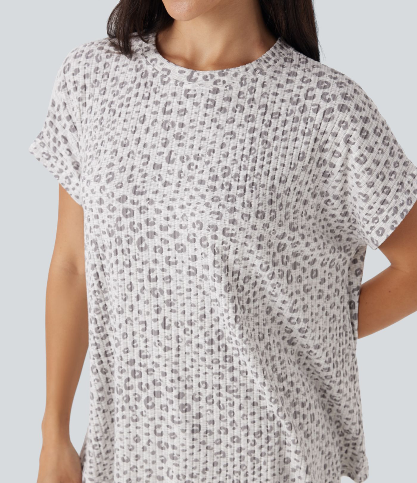 Round Neck Short Sleeve Leopard Print Lounge Top