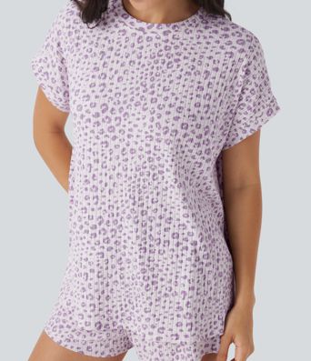 Lounge-Top mit Rundhalsausschnitt, kurzen Ärmeln und Leopardenmuster