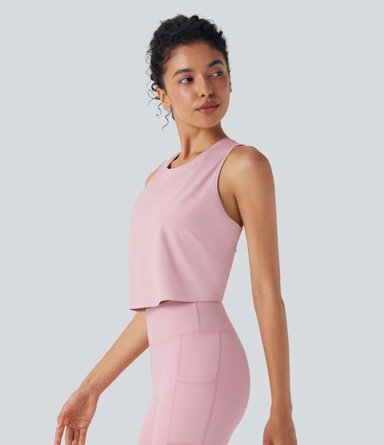 Cut Out Crossover Hem Solid Cropped Yoga Tank Top