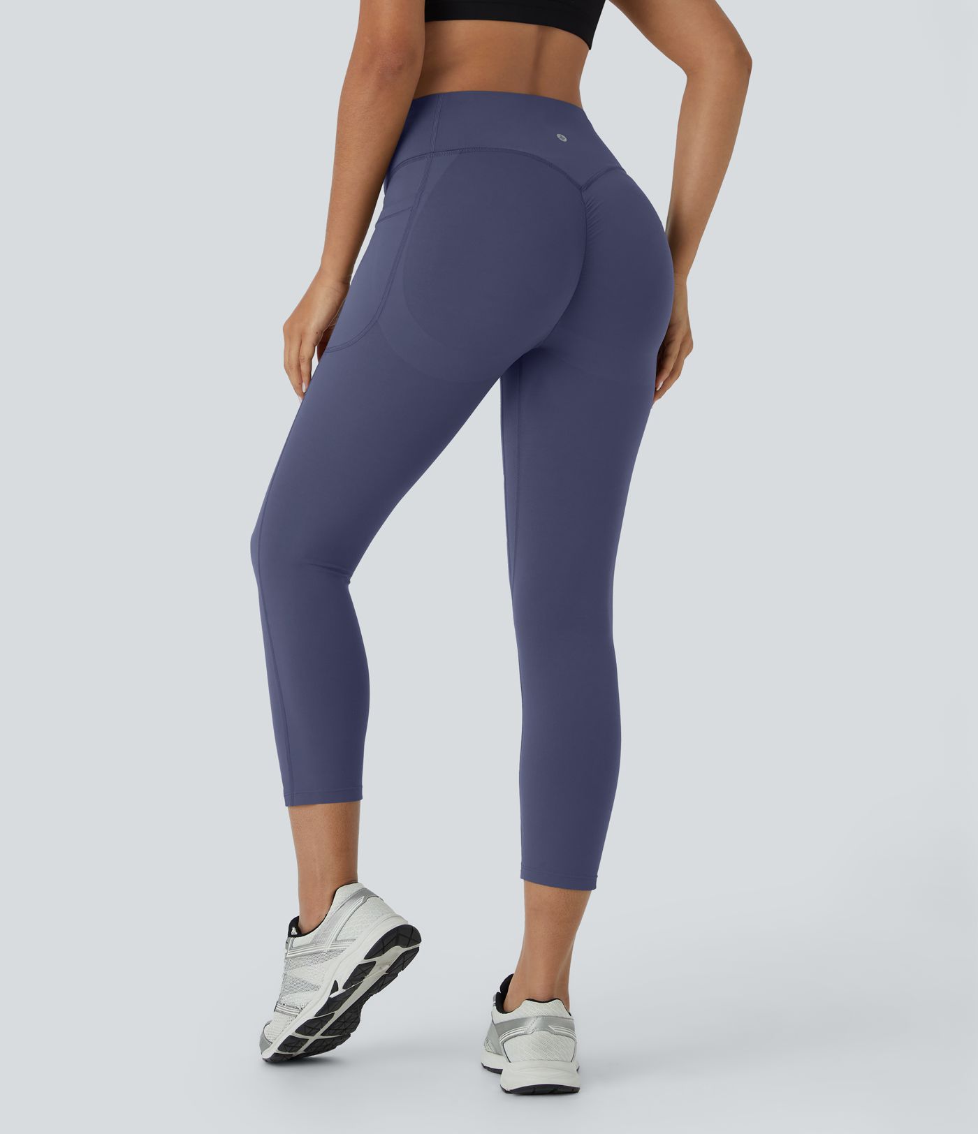 Halara UltraSculpt™ High Waisted Scrunch Butt Lifting Tummy Control Pocket Shaping Capri Training Leggings