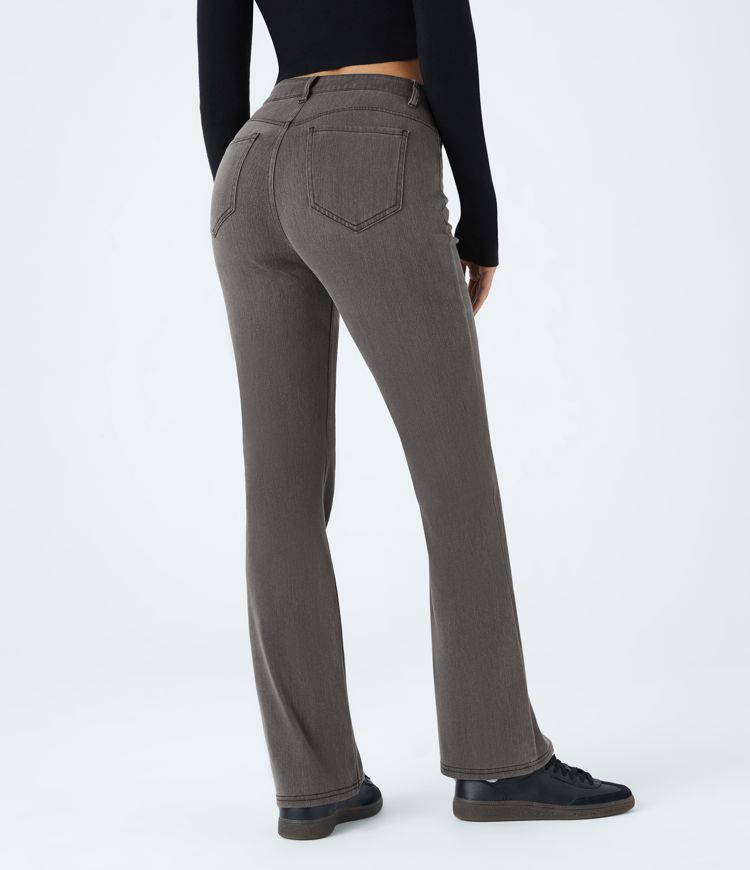 Jeans Halara Flex™ Denim en corte de bota elásticos de tiro medio con botón y bolsillos