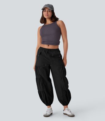 Joggers cargo holgados estilo paracaídas de tiro medio con cordón en la cintura, bolsillos y fruncidos Joggers cargo holgados estilo paracaídas de tiro medio con cordón en la cintura, bolsillos y fruncidos