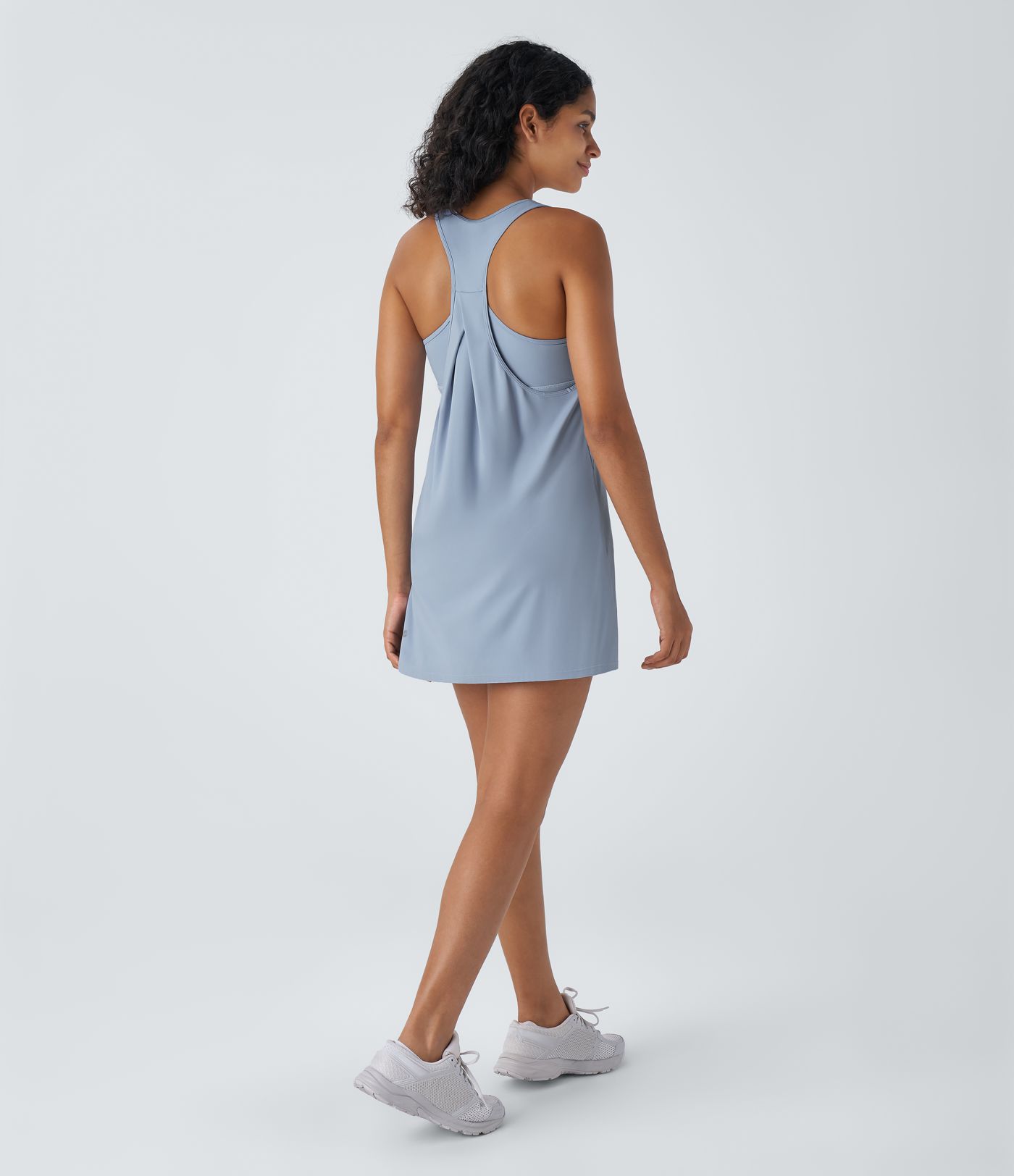 Ärmelloses, 2-teiliges Mini-Yoga-Aktivkleid mit U-Ausschnitt, Racerback und Seitentaschen