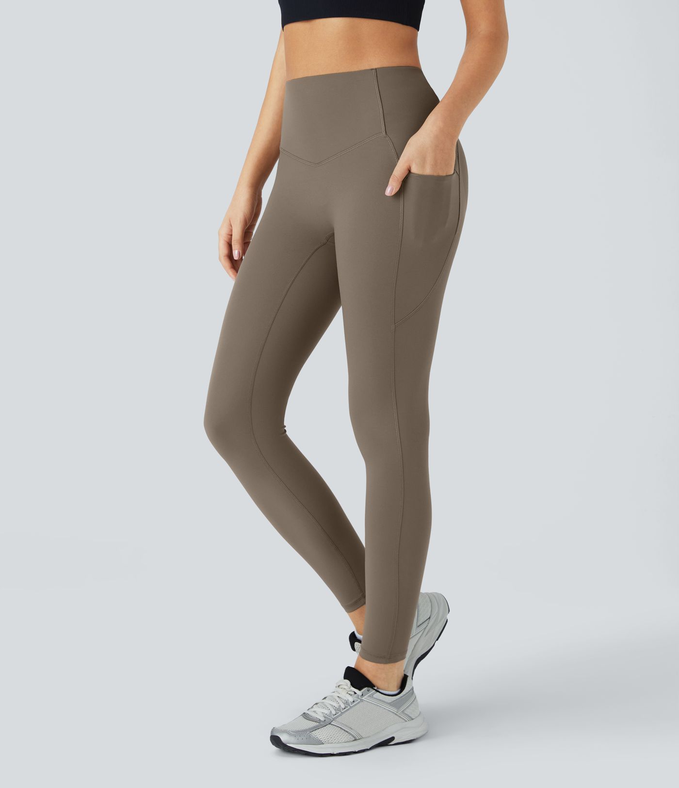 Halara UltraSculpt™ SoCinched leggings de yoga taille haute avec poches, qui rehaussent les fessiers et sculptent le ventre