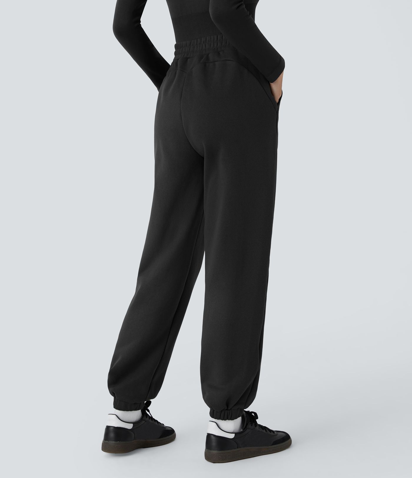 Pantalón deportivo térmico bolsillo lateral tiro medio