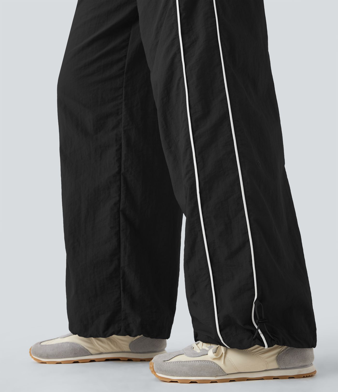 Pantalones casuales de tiro medio con cordón ajustable, pierna ancha y tacto fresco con bolsillos laterales