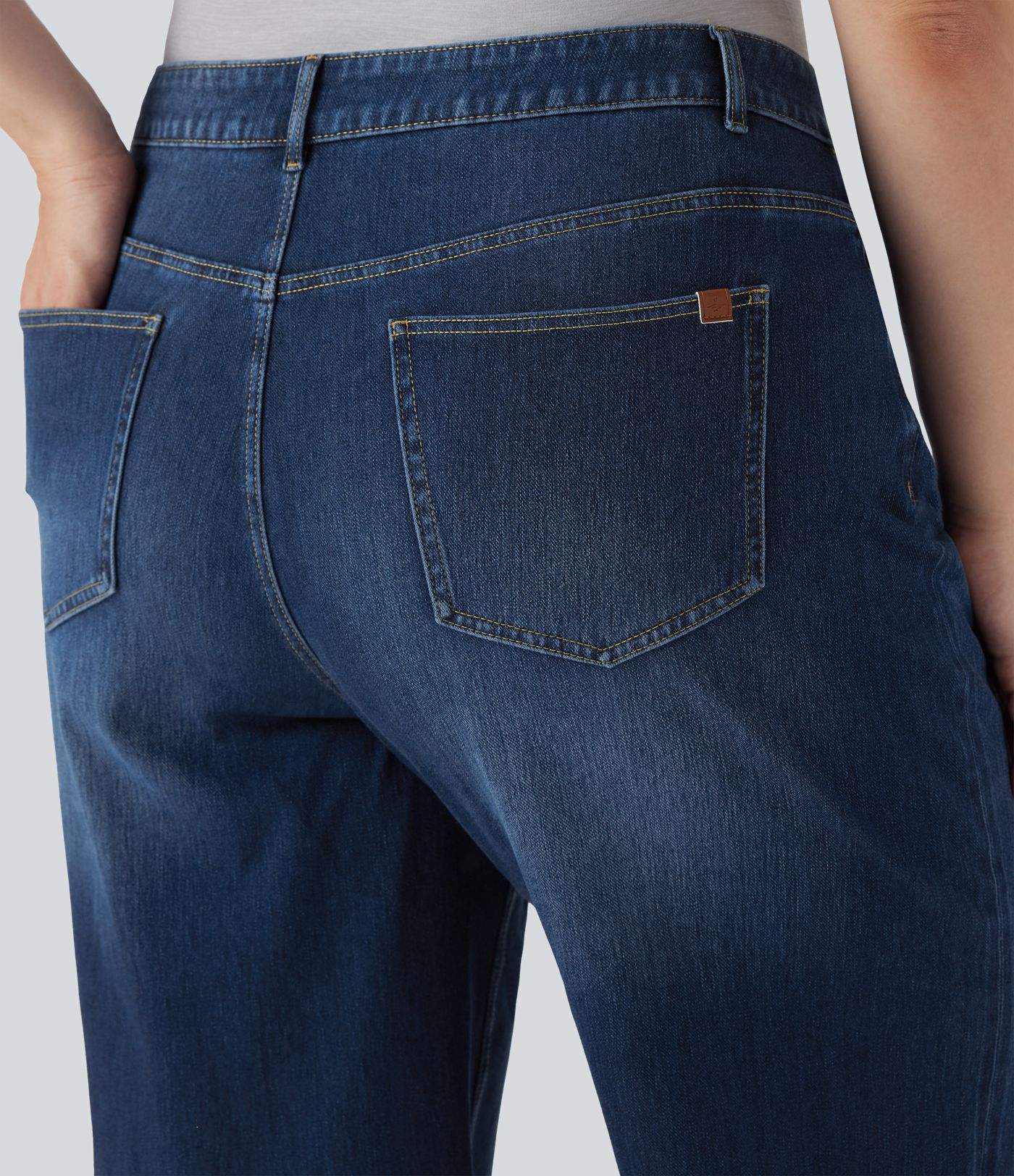 Plus Size Halara Flex™ High Waisted Wide Leg Rolled Hem Washed Stretchy Knit Casual Jeans with Pockets