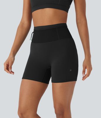 Shorts tipo biker de running SpeedWave™ de tiro alto moldeador abdominal  con malla de contraste y de secado rápido en longitud 12,7cm y bolsillos 360°