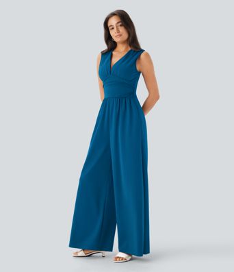 Sleeveless V-neck ruched jumpsuit with pockets - Easy Peasy