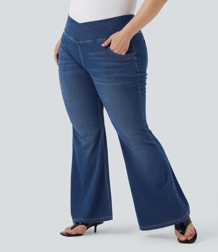 Plus Size Halara Flex™ High Waisted Crossover Washed Casual Flare Jeans with Pockets