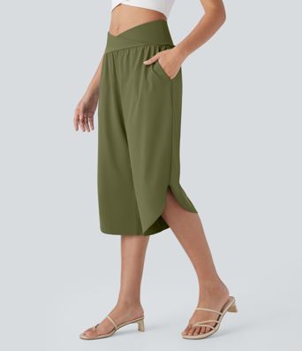 Breezeful™ High Waisted Crossover Pocket Quick Dry Capri Pants